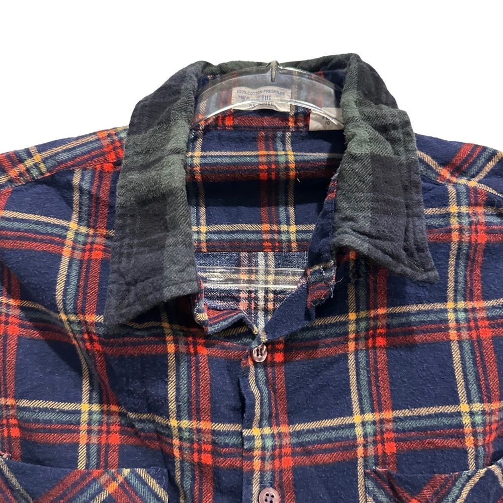 Vintage cropped (unbranded) flannel shirt w/mixed patterns - Picture 2 of 14